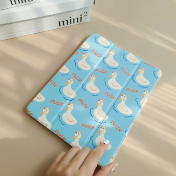 Swimming Funny Duckling iPad Kindel Case