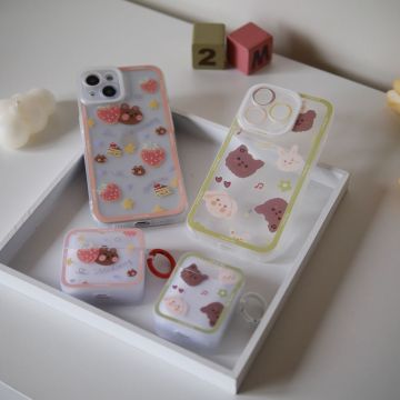 Teddy Bunny Strawberry Partten Airpods Case